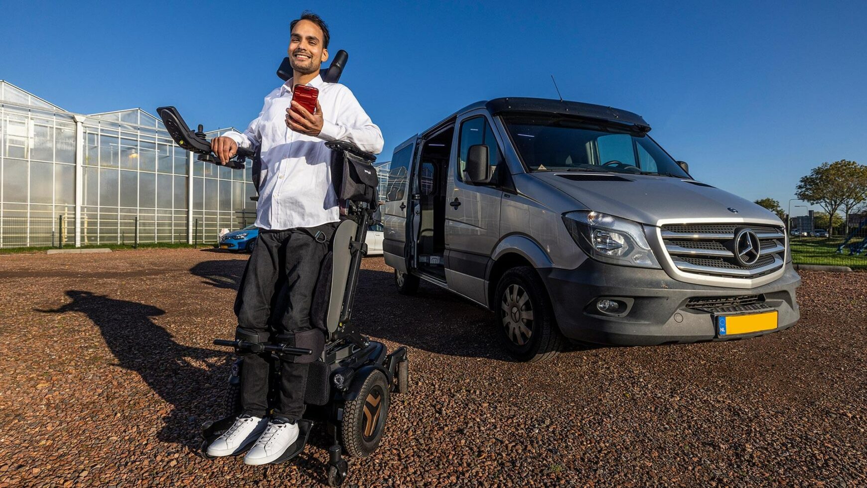 All Phone Reparatie  ‘Reparatieservice vanuit omgebouwde bus’