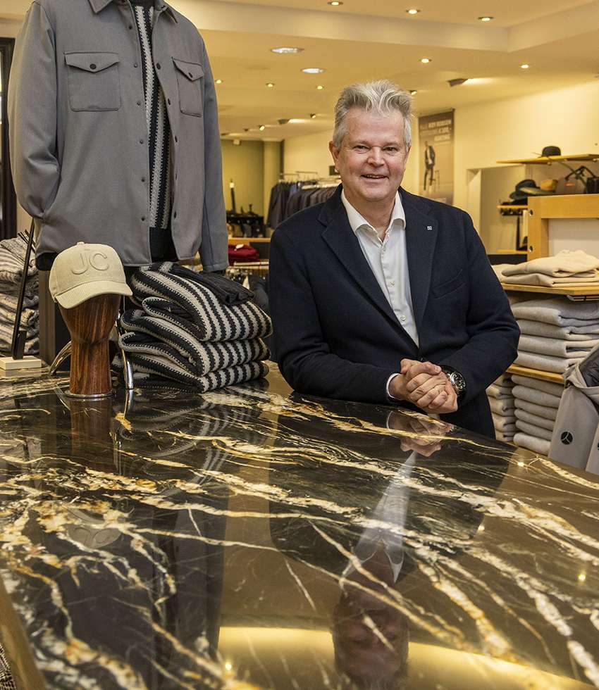 Moderetailer OFM. neemt mannenmodewinkel ROB VOLLEBREGT over