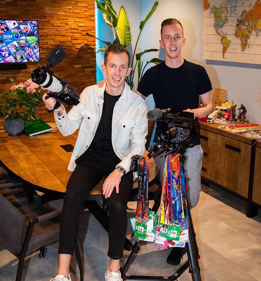 Bob en Stef van Veen van West Country Media  leven hun droom: ‘Treinreis waarvan we de bestemming niet kenden’