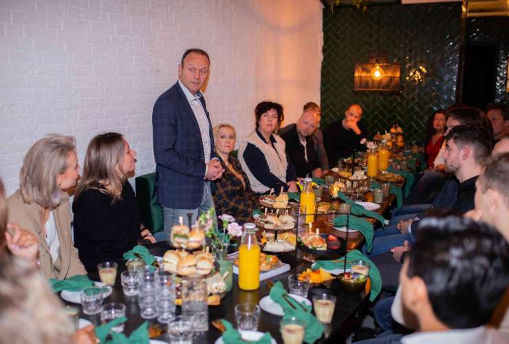 Geslaagde ledenlunch bij NON Bar