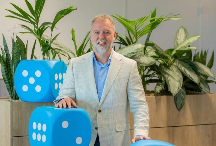 Batenburg Bedrijfshuisvesting schudt wakker met campagne:  “Aan zet met Batenburg Bedrijfshuisvesting”