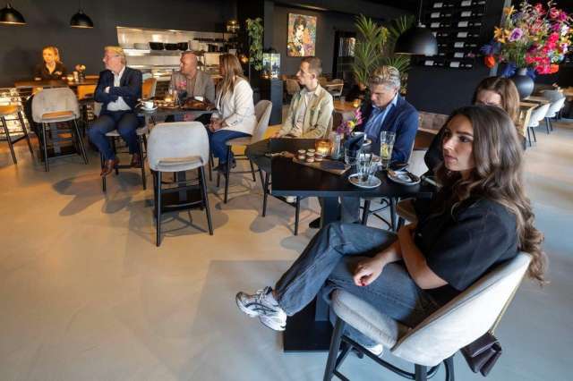 071125wl jurybezoek yta MKB 14