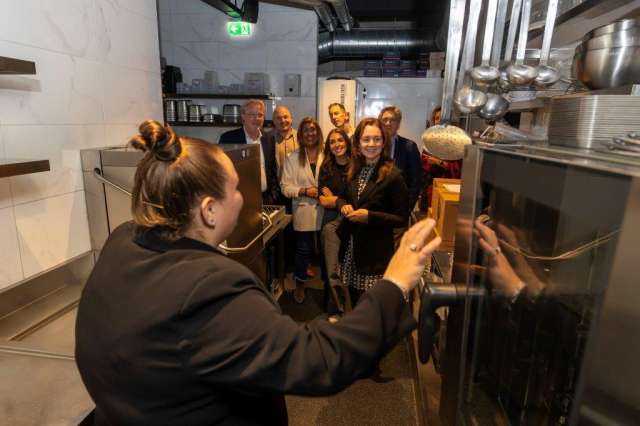 071125wl jurybezoek yta MKB 21