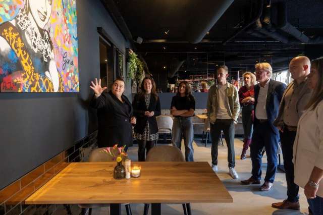 071125wl jurybezoek yta MKB 25