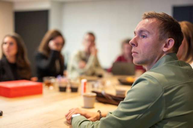 071125wl jurybezoek yta MKB 37