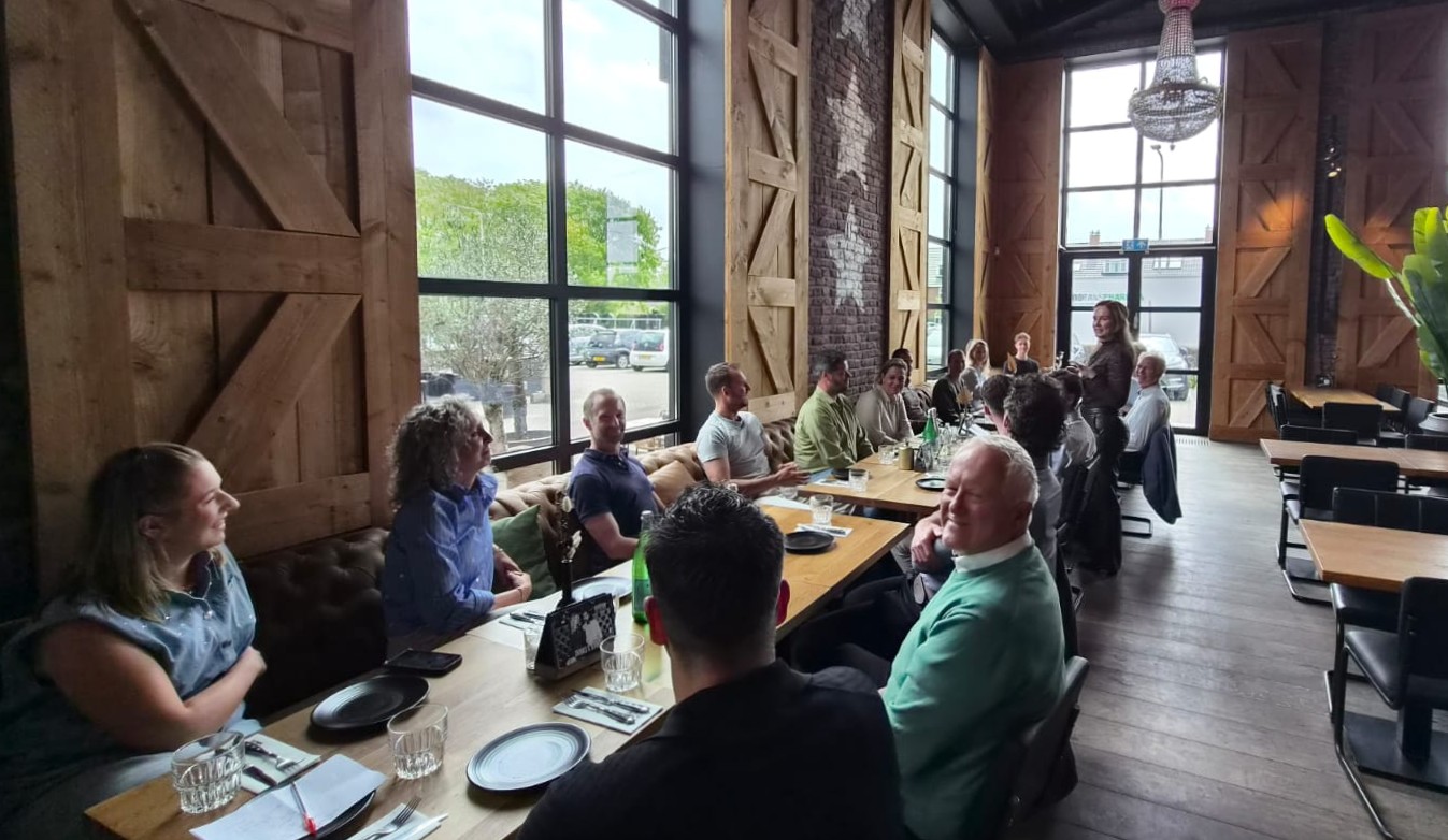 MKB Westland strijkt neer bij Hudson Bar & Kitchen!